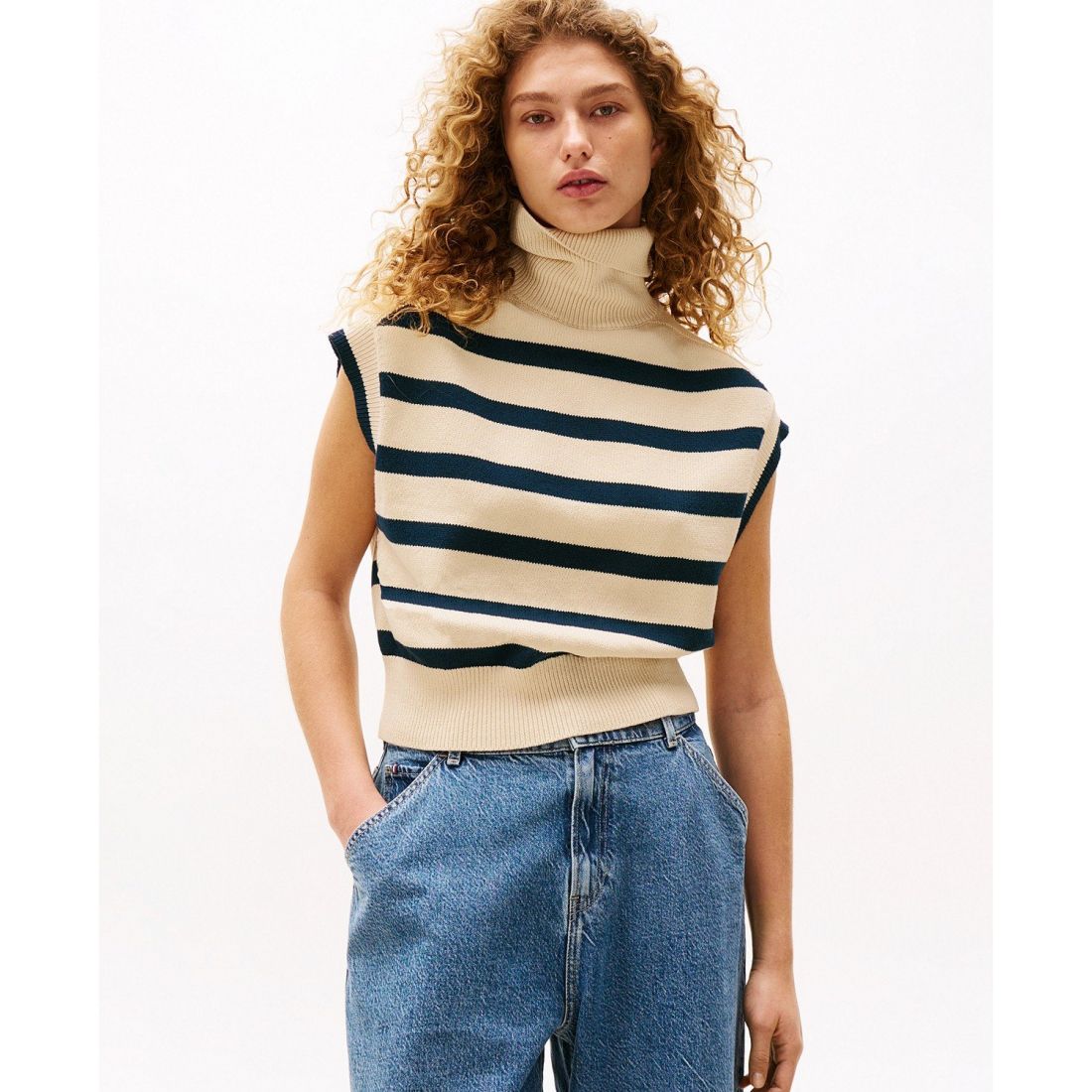 Tommy hilfiger - 'x Sofia Richie Grainge Breton Striped Sleeveless Sweatshirt' pour Femmes