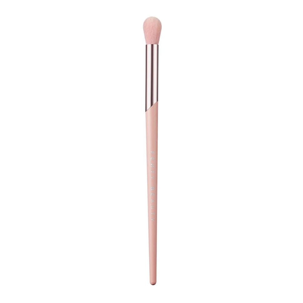 Fenty beauty - Pinceau fard à paupières 'Tapered Blending' - 210