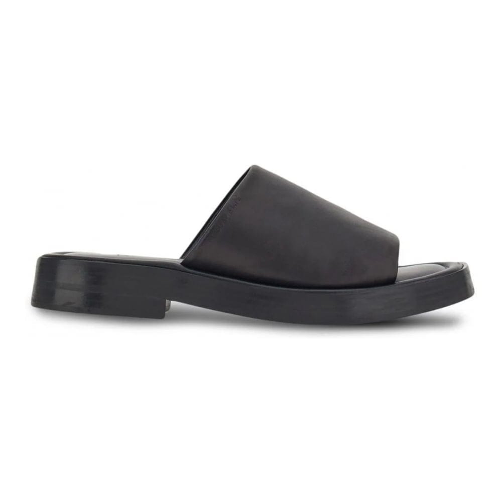Ferragamo - Sandales plates 'Crossover Strap' pour Hommes