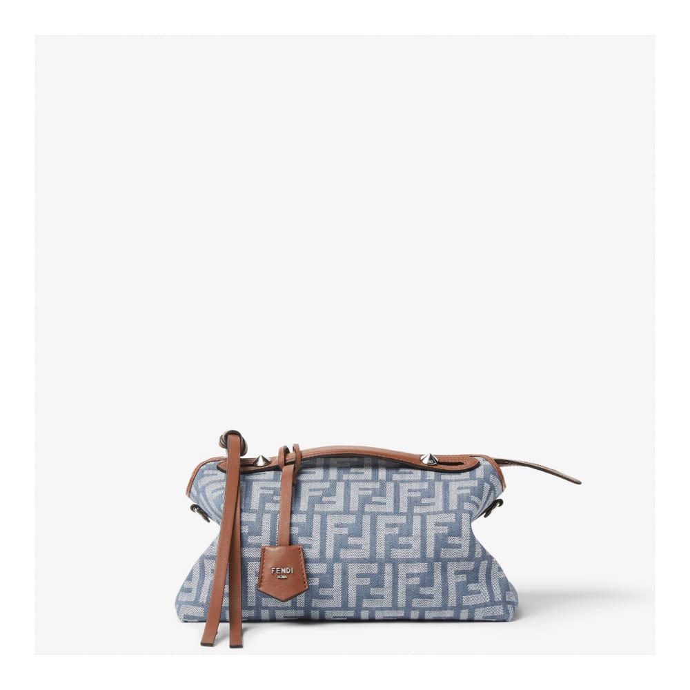 Fendi - Sac à bandoulière 'By The Way Soft Medium' pour Femmes