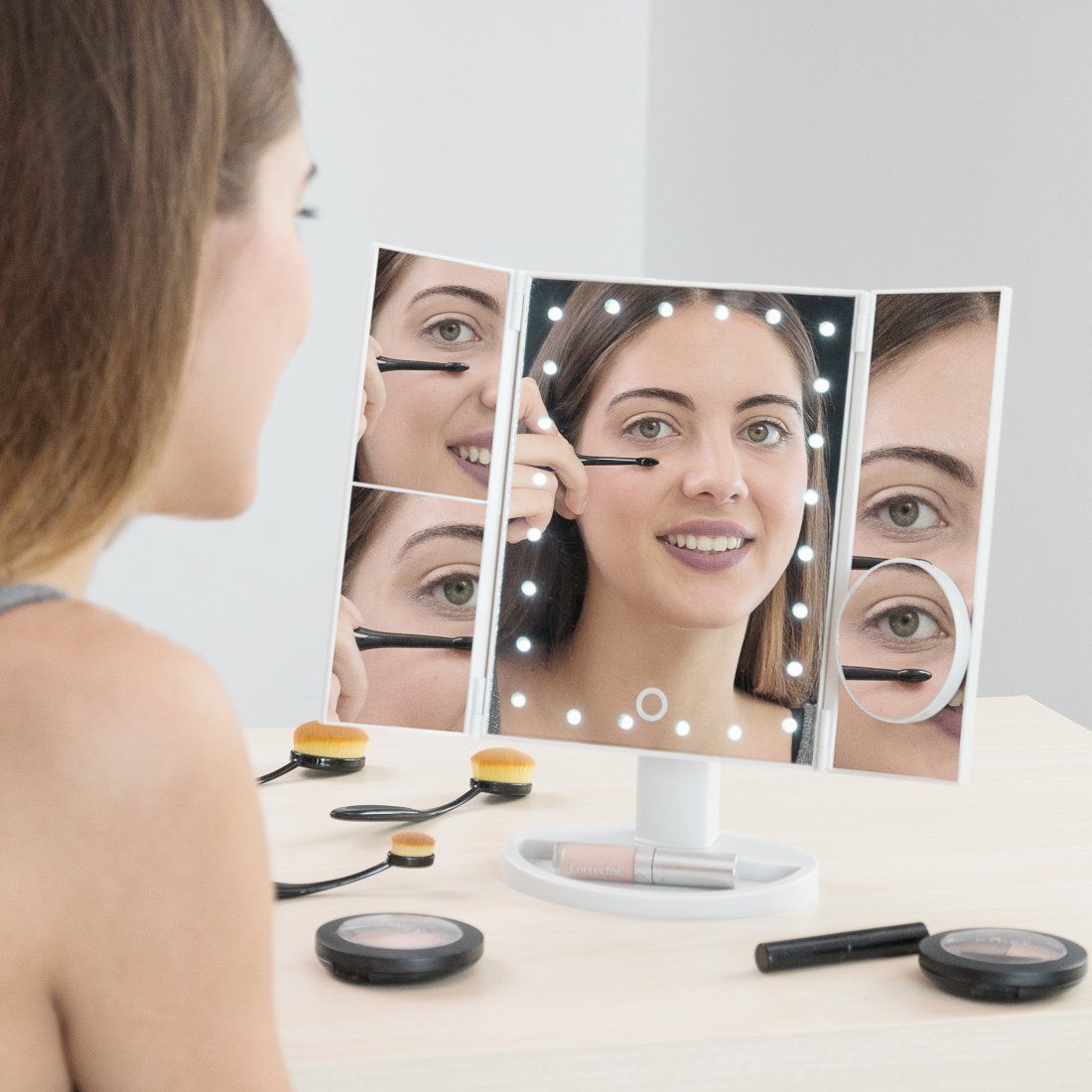 Innovagoods - Miroir Grossissant LED 4 En 1