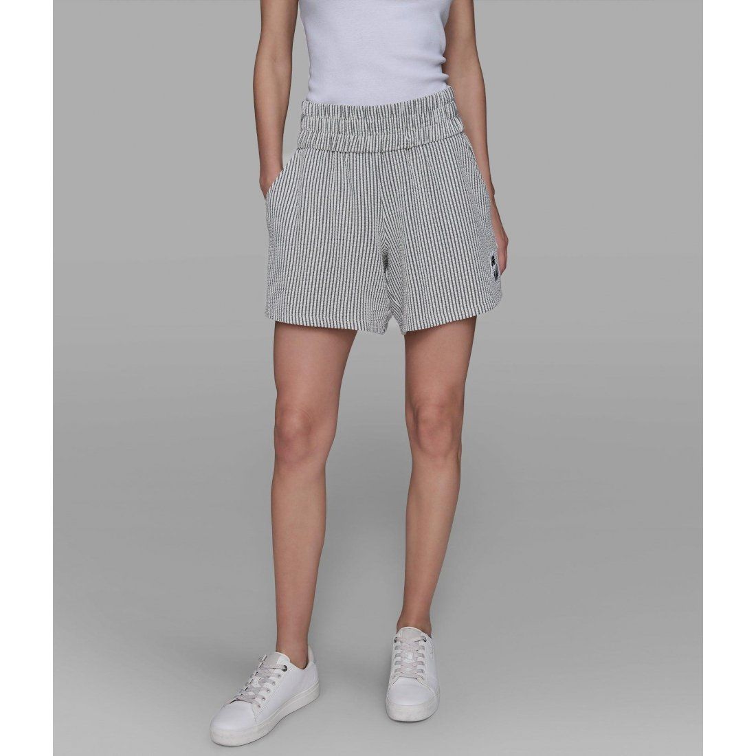 Karl lagerfeld paris - Short 'Seersucker With Patch' pour Femmes