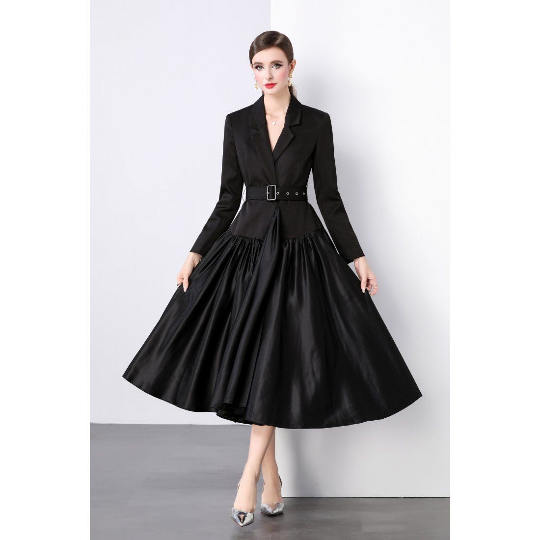 Dza - Robe blazer 'Patchwork Flared Midi' pour Femmes