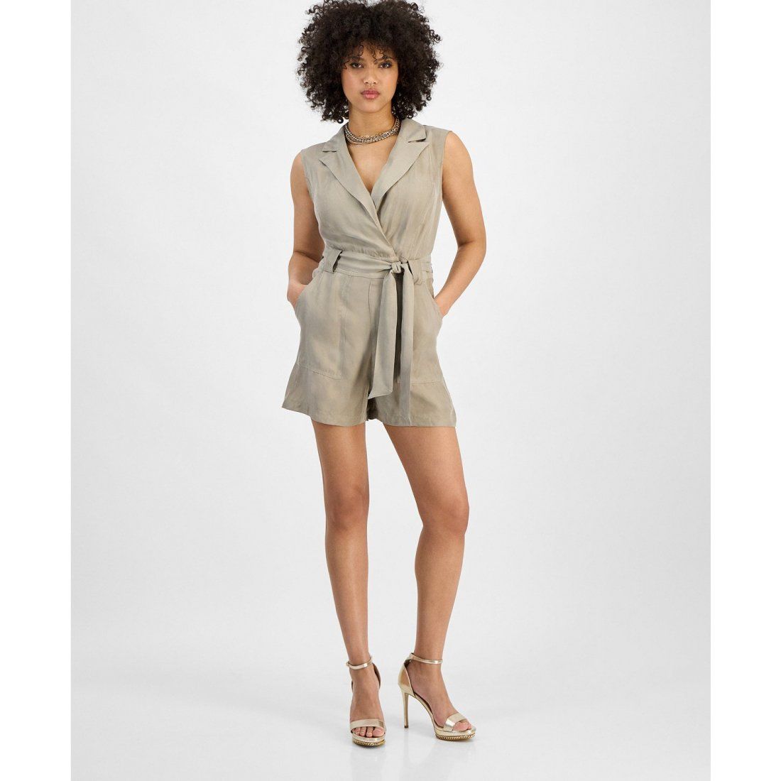 Guess - Combi-short 'Amia Belted Notched-Lapel' pour Femmes