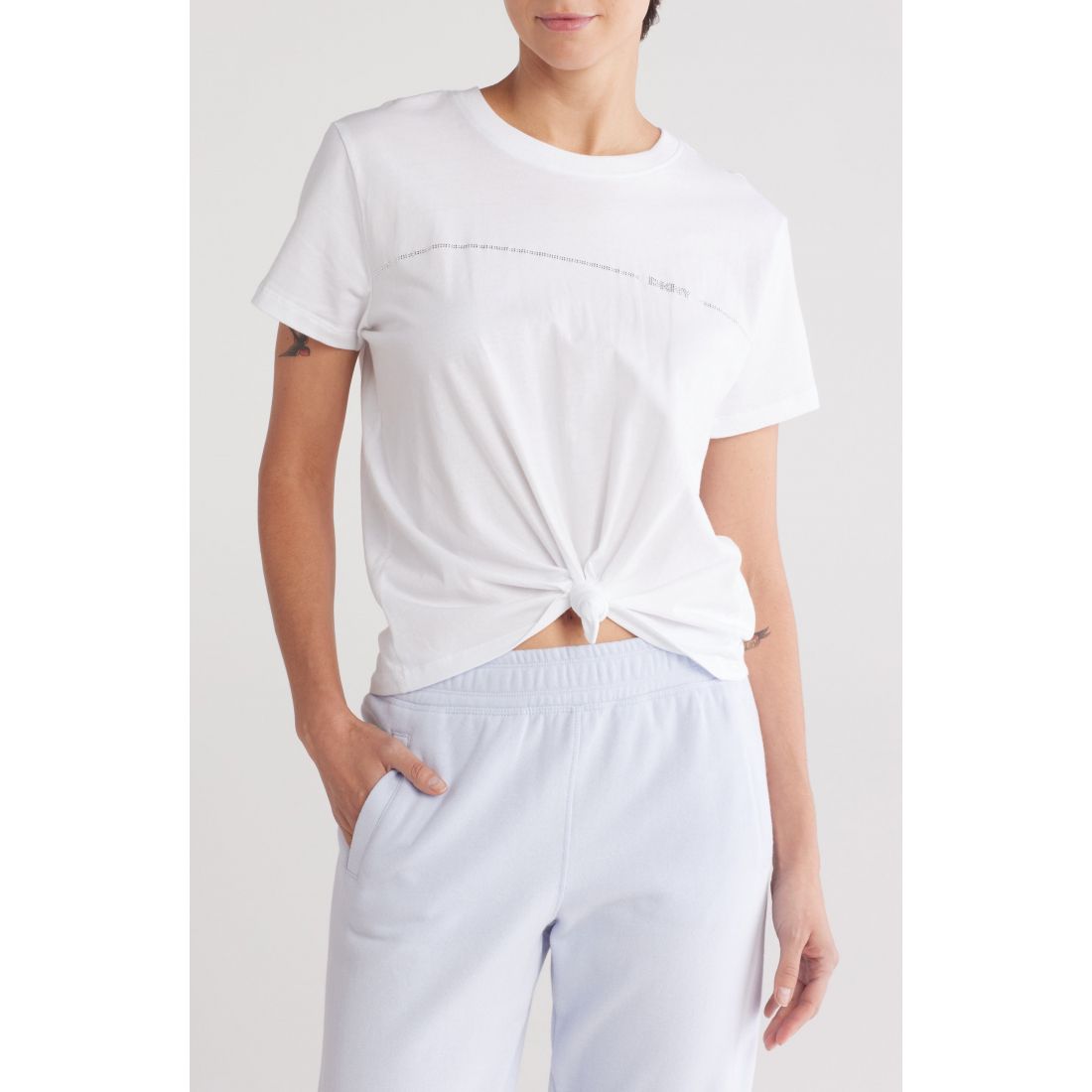 Dkny - T-shirt 'Rhinestone Stripe Logo Knotted' pour Femmes