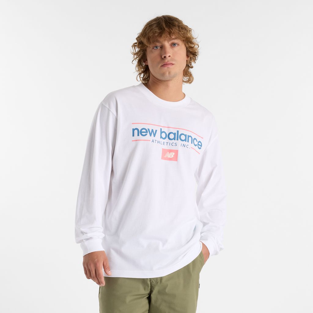New balance - Relaxed Linear Athletics Long Sleeve