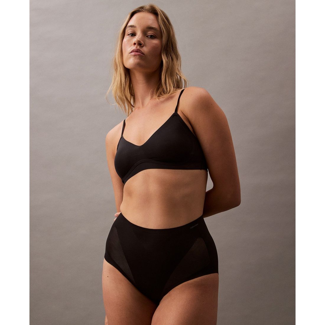 Calvin klein - Femmes's 'Stay-Put Firm Mesh' Culotte sculpant
